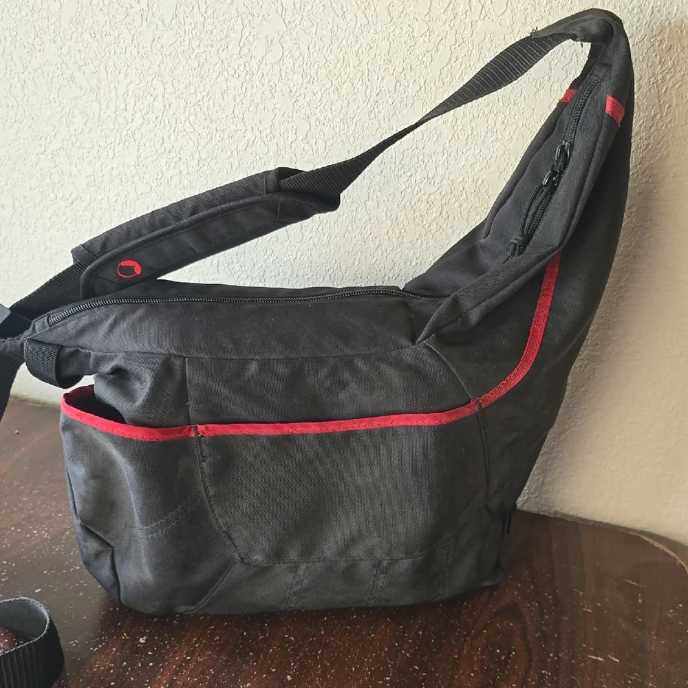 Lowepro Sling Camera Bag